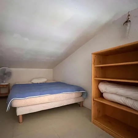 Port-la-nouvelle: T2 Mezzanine, Terrasse, Parking, A 300m De La Plage! - Fr-1-229c-85