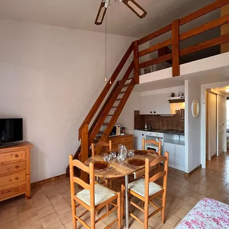 Apartment Port-la-nouvelle: T2 Mezzanine, Terrasse, Parking, A 300m De La Plage! - Fr-1-229c-85 *