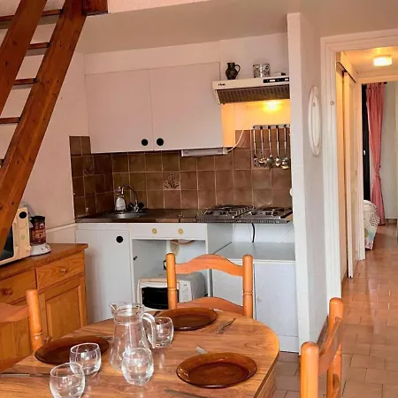 Port-la-nouvelle: T2 Mezzanine, Terrasse, Parking, A 300m De La Plage! - Fr-1-229c-85 * Port-la-Nouvelle