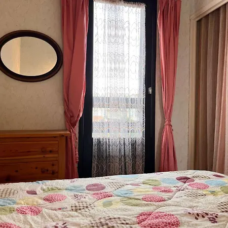 Port-la-nouvelle: T2 Mezzanine, Terrasse, Parking, A 300m De La Plage! - Fr-1-229c-85 *